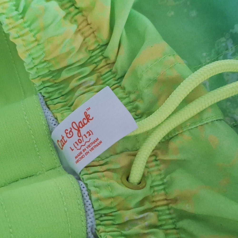 Cat & Jack Boy's Large 10-12 Swim Trunks with Pockets - Picture 3 of 3